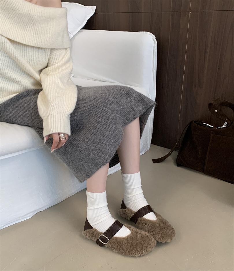 2025 осень и зима новая обувь Мао Мао для внешней торговли, универсальная модная женская обувь с низким верхом, независимая станция 2025 39 хаки
2025 осень и зима новая обувь Мао Мао для внешней торговли, универсальная модная женская обувь с низким верхом, независимая станция 2025 39 хаки