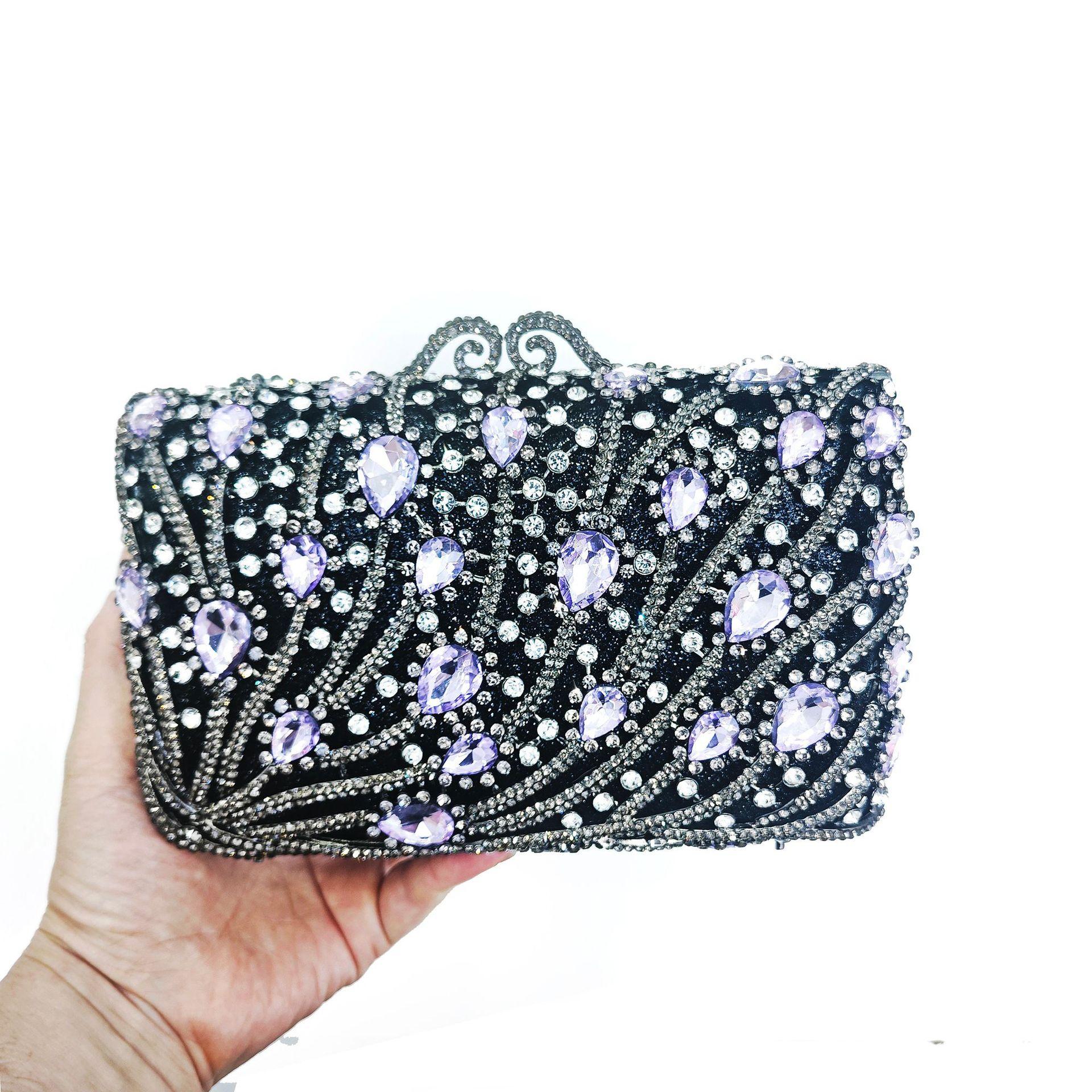 Crystal Clutch Bag Square Peacock Feather Diamond Dinner Bag Hollow Banquet Diamond Handbag Women s Bag
Crystal Clutch Bag Square Peacock Feather Diamond Dinner Bag Hollow Banquet Diamond Handbag Women s Bag