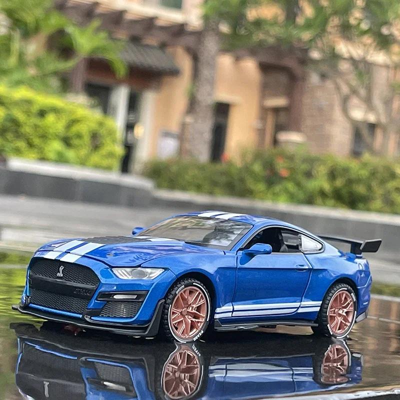 1:32 Ford Mustang Shelby GT500 Модель Спортивного Автомобіля зі Сплаву Металева Лита Модель Автомобіля Звукова та Світлова Симуляція Колекція Дитяча Іграшка Подарунок синій
1:32 Ford Mustang Shelby GT500 Модель Спортивного Автомобіля зі Сплаву Металева Лита Модель Автомобіля Звукова та Світлова Симуляція Колекція Дитяча Іграшка Подарунок синій