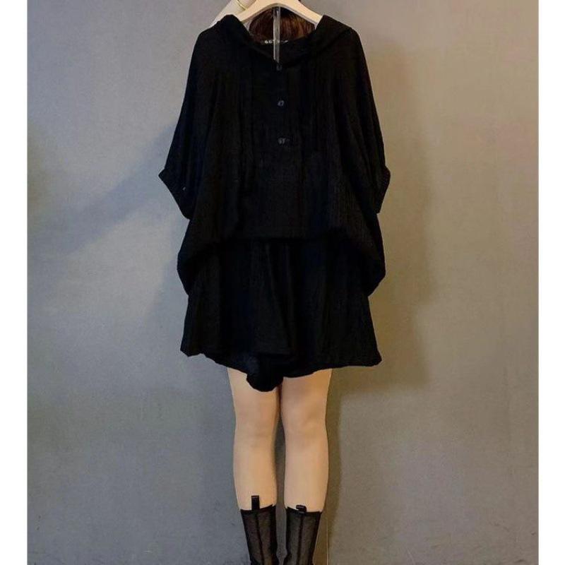 Женский летний повседневный костюм-двойка с капюшоном больших размеров: Свободный топ с короткими рукавами и узкие шорты 4XL 230-270 Jin
Женский летний повседневный костюм-двойка с капюшоном больших размеров: Свободный топ с короткими рукавами и узкие шорты 4XL 230-270 Jin