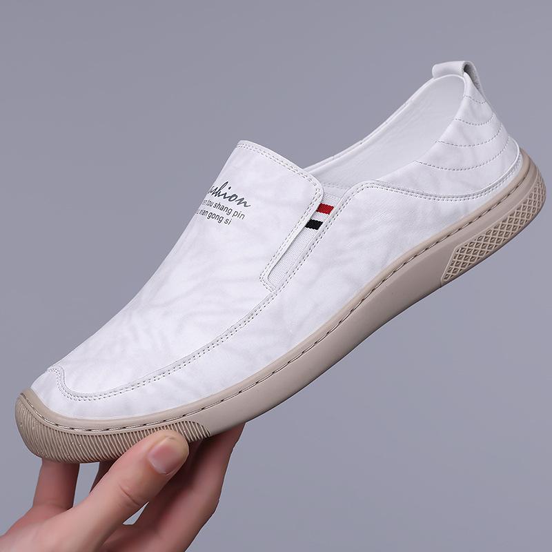2025 spring new casual men s leather shoes soft leather soft sole daily versatile one pedal leather trend single shoes 44
2025 spring new casual men s leather shoes soft leather soft sole daily versatile one pedal leather trend single shoes 44