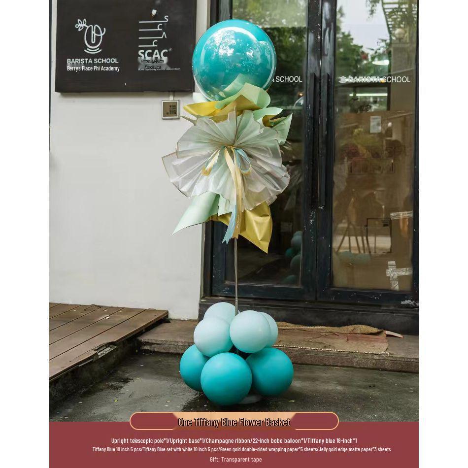 Storefront Guide: Open Layout with Balloon Column Décor in Mall
Storefront Guide: Open Layout with Balloon Column Décor in Mall