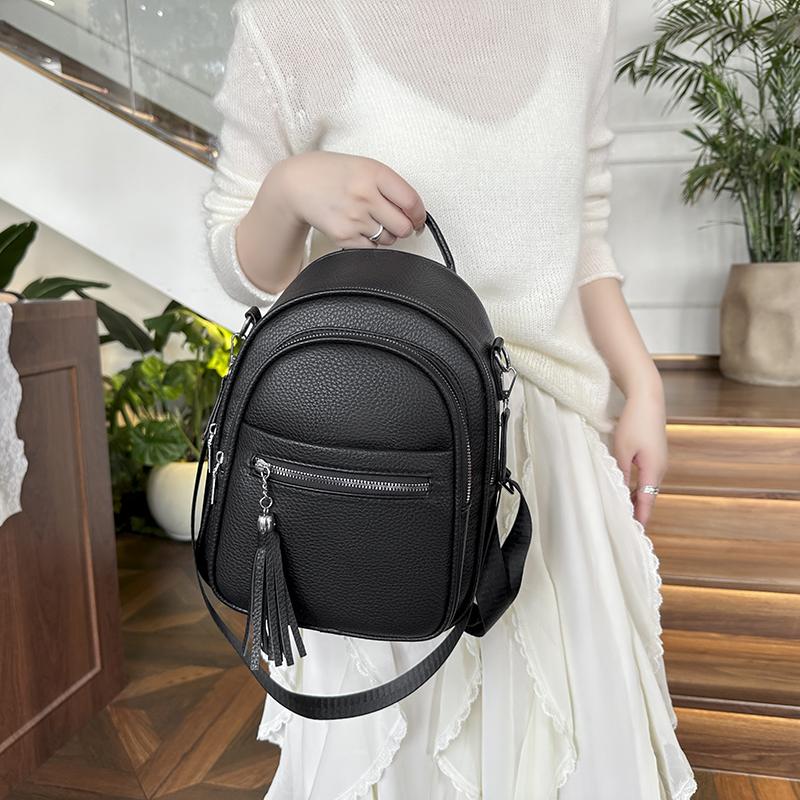 Women s Tassel Backpack Multi-Function Shoulder Bag Large Capacity Waterproof Backpack хакі
Women s Tassel Backpack Multi-Function Shoulder Bag Large Capacity Waterproof Backpack хакі