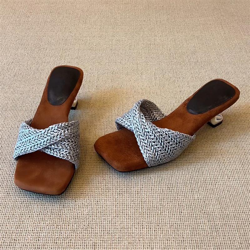 Eilyken Fashion Design Weave Pleated Square Toe Slippers Women Low Heels Banquet Party Sandals Summer Slide Shoes 35
Eilyken Fashion Design Weave Pleated Square Toe Slippers Women Low Heels Banquet Party Sandals Summer Slide Shoes 35