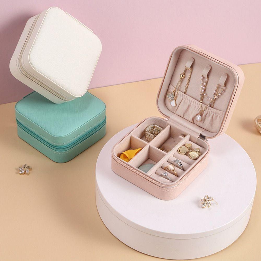 Necklace Ring Zipper Jewelry Storage Case Packaging Box Earrings Organizer Holder Travel синій
Necklace Ring Zipper Jewelry Storage Case Packaging Box Earrings Organizer Holder Travel синій