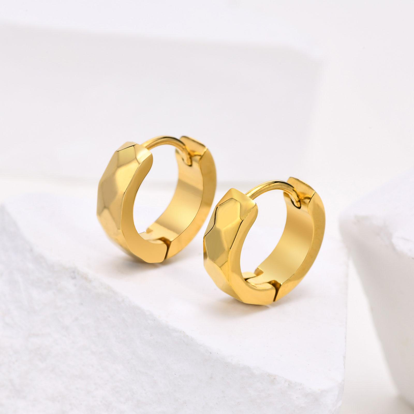 Stainless Steel Crescent Hollow Earrings Geometric Hoop Earrings for Women Chic Party Wedding Jewelry Gifts
Stainless Steel Crescent Hollow Earrings Geometric Hoop Earrings for Women Chic Party Wedding Jewelry Gifts