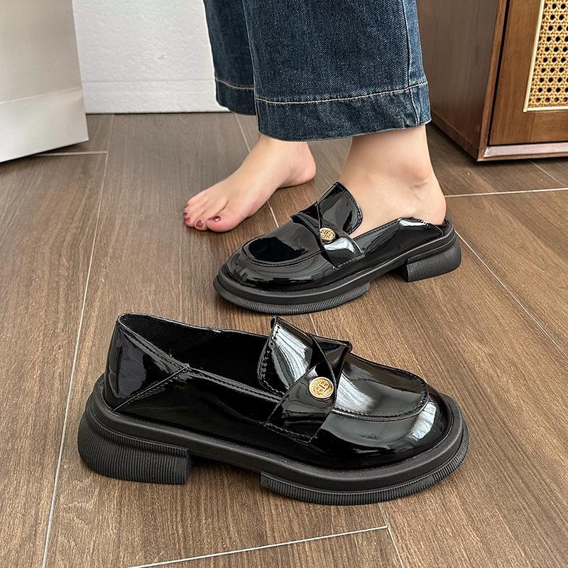 Japanese college style thick-soled patent leather small leather shoes women s shoes spring and autumn new with skirts versatile round head soft leathe 40
Japanese college style thick-soled patent leather small leather shoes women s shoes spring and autumn new with skirts versatile round head soft leathe 40