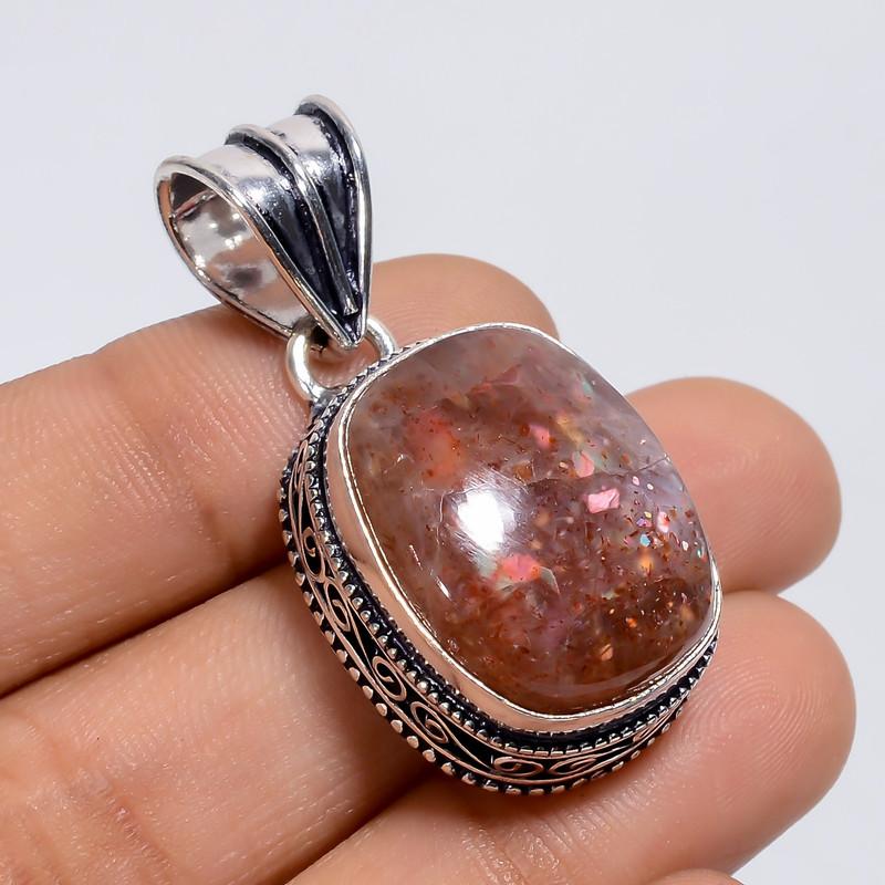 Classic Top Grade Qualite 100% Natural Sunstone Radiant Shape Vintage Style Handmade Jewelry 925 Steling Silver Plated Pendant 1.5 WSJ-4927 1.5
Classic Top Grade Qualite 100% Natural Sunstone Radiant Shape Vintage Style Handmade Jewelry 925 Steling Silver Plated Pendant 1.5 WSJ-4927 1.5