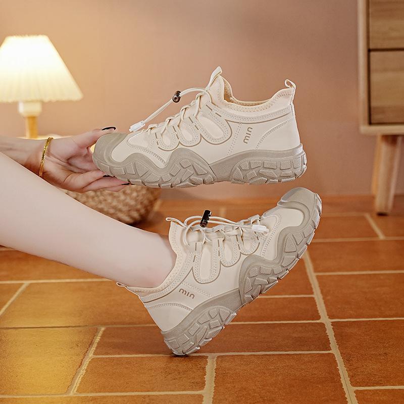 Sports retro mountaineering shoes board shoes autumn new niche design low-top versatile casual shoes 40 бежевий
Sports retro mountaineering shoes board shoes autumn new niche design low-top versatile casual shoes 40 бежевий