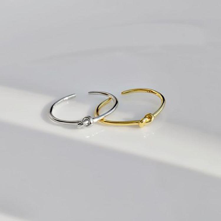 Gold-Plated S925 Sterling Silver Knot Ring, Women s Minimalist Open Index Ring, Fashionable Hand Jewelry. One Size
Gold-Plated S925 Sterling Silver Knot Ring, Women s Minimalist Open Index Ring, Fashionable Hand Jewelry. One Size