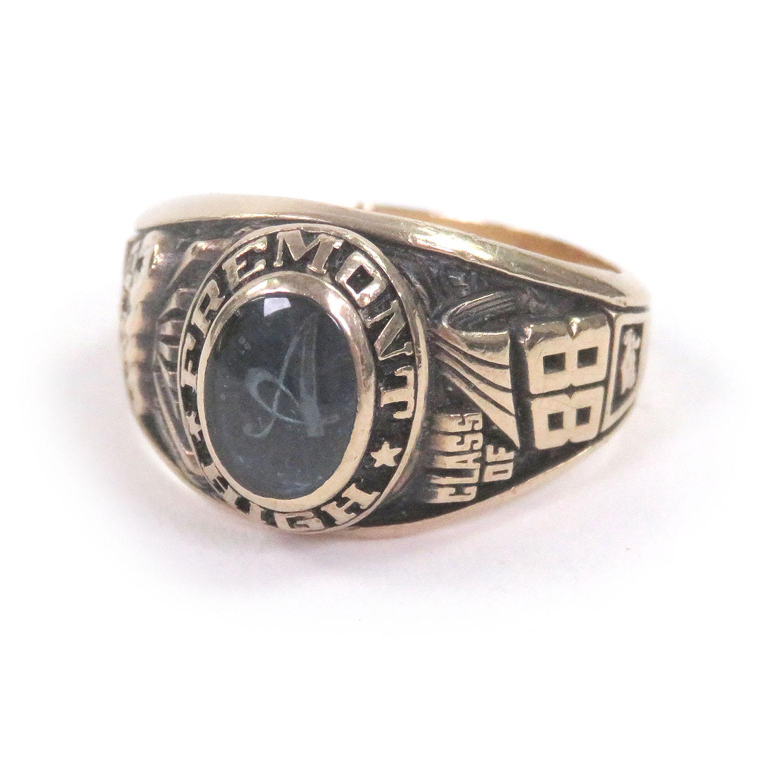 Great HERFF JONES Ring FREMONT HIGH SCHOOL 1988 College gold 14K mens Used
Great HERFF JONES Ring FREMONT HIGH SCHOOL 1988 College gold 14K mens Used