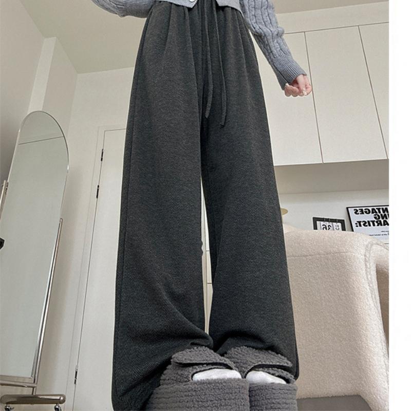 Женские брюки широкие от бедра, высококачественные брюки для женщин, новые весенне-осенние, облегающие и зауженные, прямые брюки, повседневные брюки XL
Женские брюки широкие от бедра, высококачественные брюки для женщин, новые весенне-осенние, облегающие и зауженные, прямые брюки, повседневные брюки XL