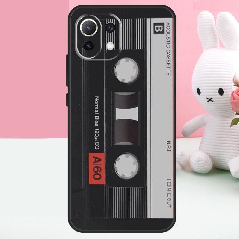 Art Cassette Tape Design Case For Xiaomi 13 11T 12T Pro 12 Lite 12X Cover For POCO F5 Pro X3 X4 X5 Pro M5 F4 GT F3 POCO M4 Pro 4G
Art Cassette Tape Design Case For Xiaomi 13 11T 12T Pro 12 Lite 12X Cover For POCO F5 Pro X3 X4 X5 Pro M5 F4 GT F3 POCO M4 Pro 4G