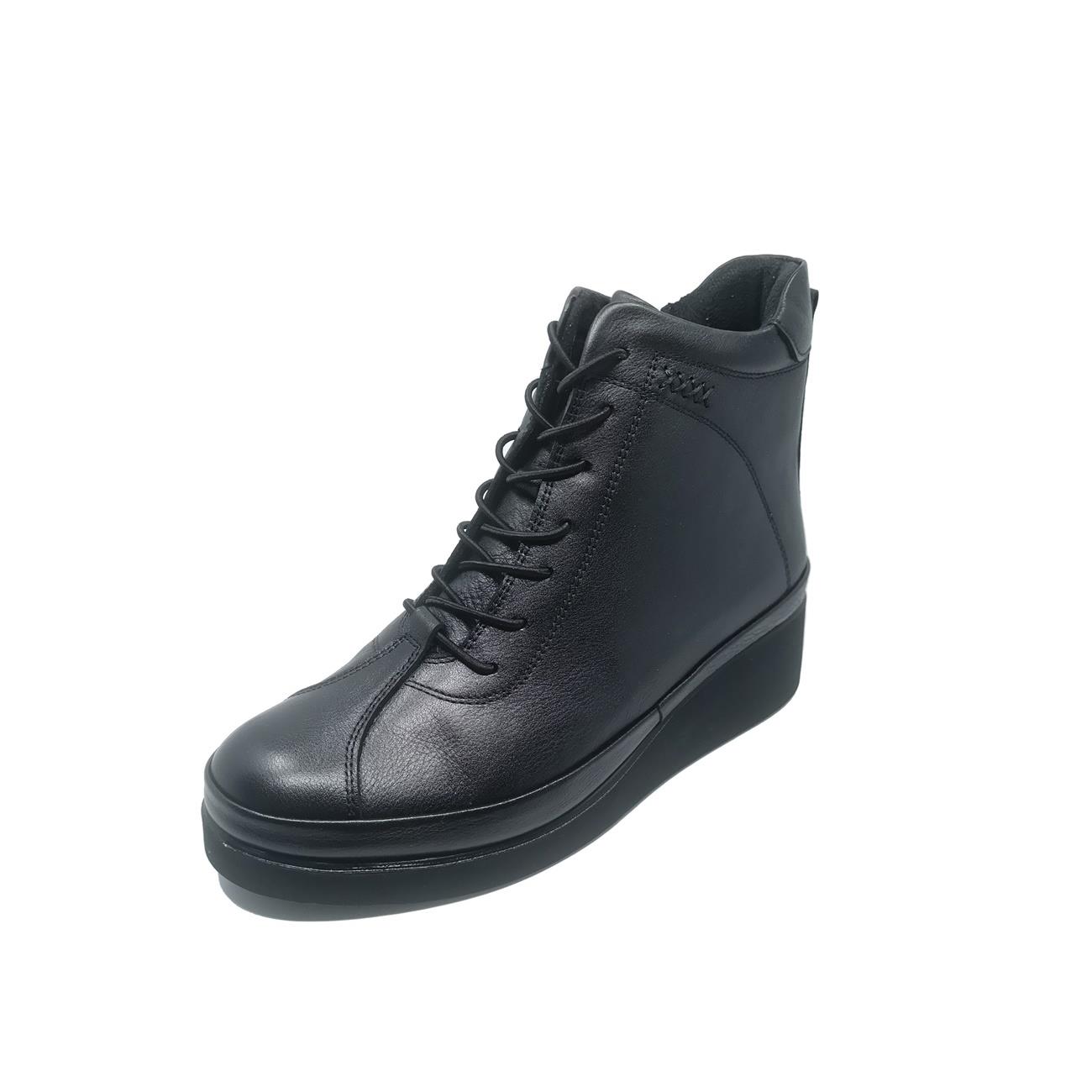 Женские кожаные ботинки Janest 145-3551
Женские кожаные ботинки Janest 145-3551