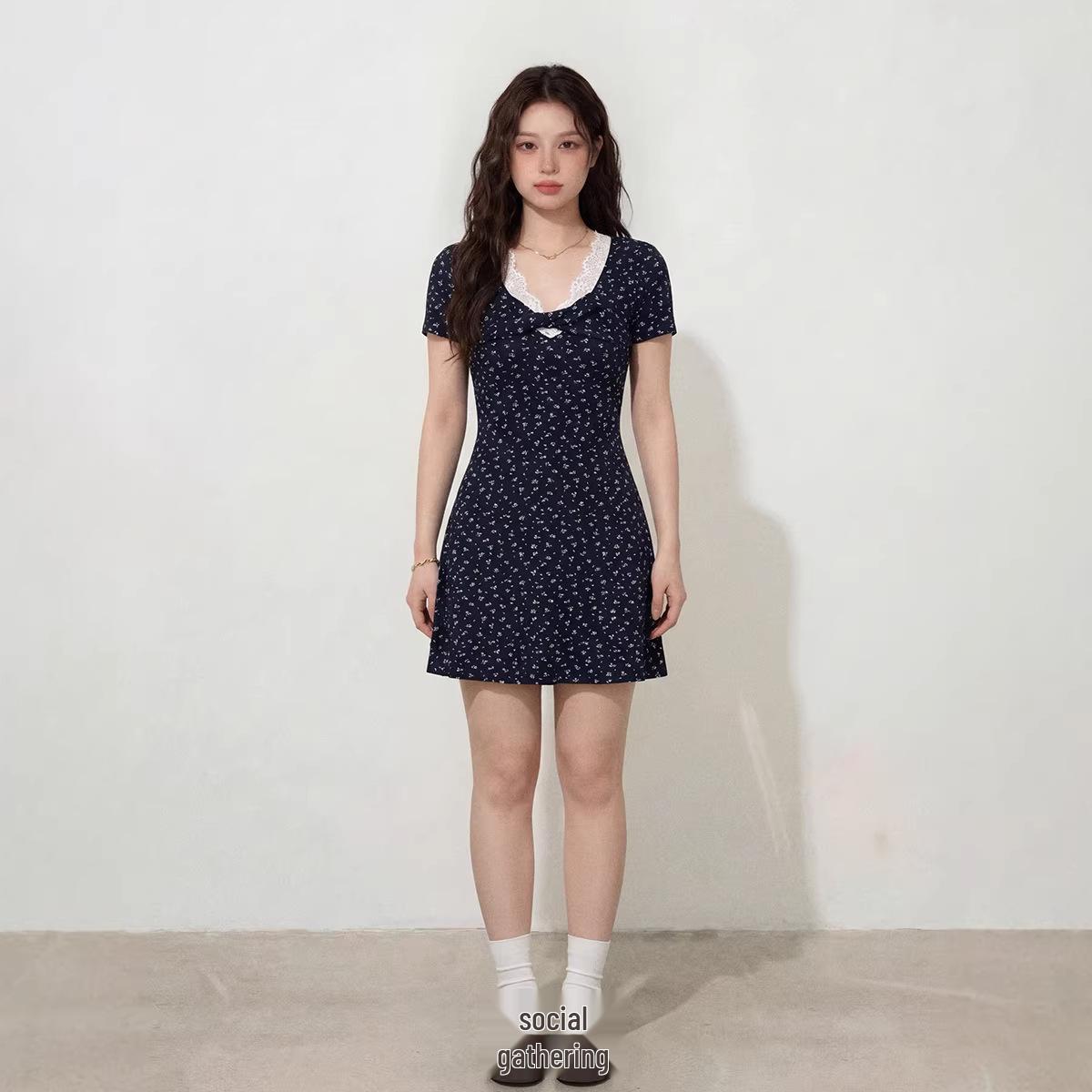 Plus Size Korean Floral Dress: Waist-Cinching, Knotted Design with Long and Short Skirts for Women XL
Plus Size Korean Floral Dress: Waist-Cinching, Knotted Design with Long and Short Skirts for Women XL