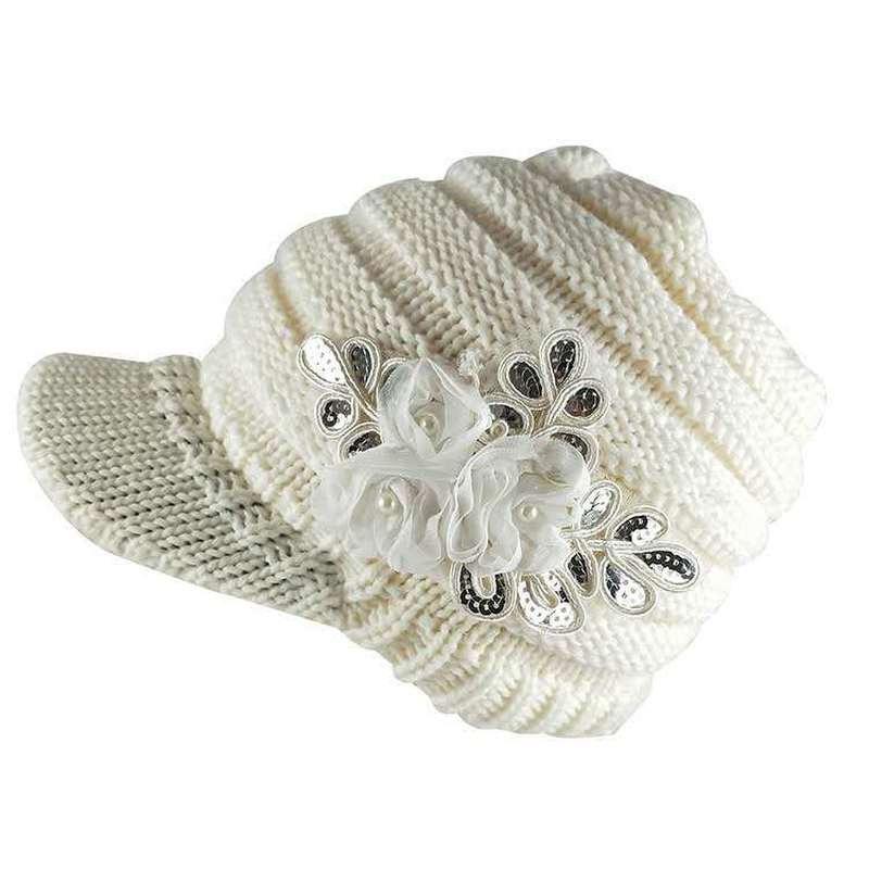 New European and American Autumn and Winter Ladies Knitted Hats with Sequins Applique Ear Protection Wool Hat бежевий
New European and American Autumn and Winter Ladies Knitted Hats with Sequins Applique Ear Protection Wool Hat бежевий