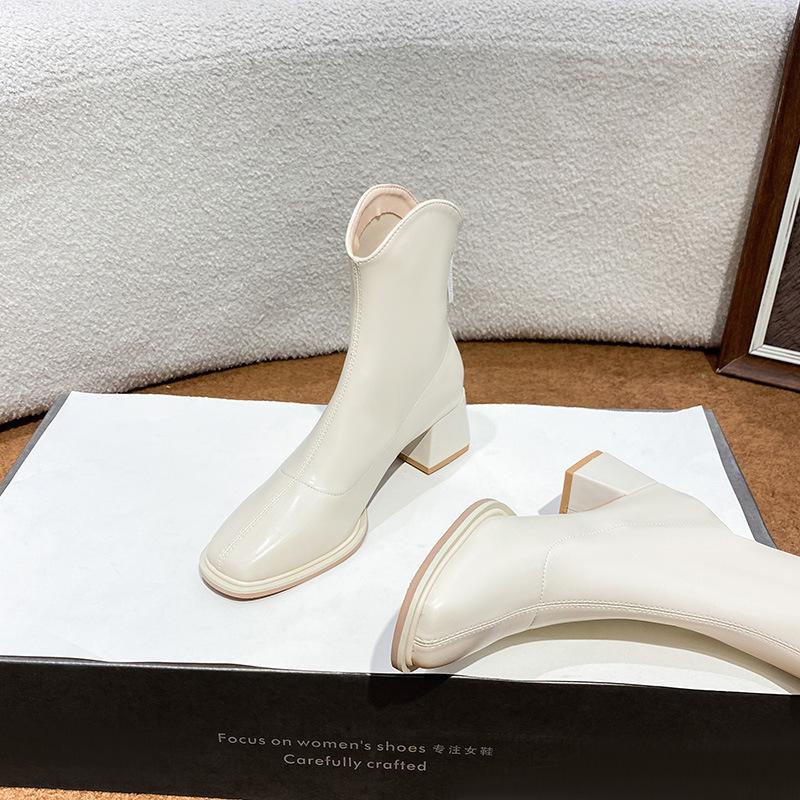 Белые короткие ботинки женские ботинки Мартин осень и зима новые квадратный носок толстый каблук маленькие короткие ботинки тонкие ботинки высокий каблук маленькие ботильоны 34
Белые короткие ботинки женские ботинки Мартин осень и зима новые квадратный носок толстый каблук маленькие короткие ботинки тонкие ботинки высокий каблук маленькие ботильоны 34