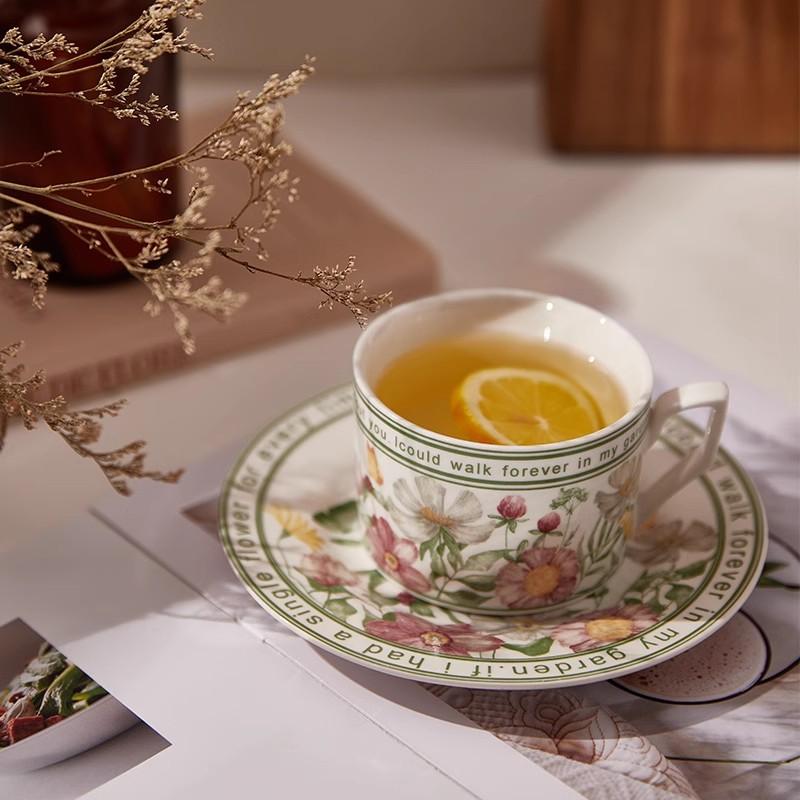 Vintage Style Sunny Blooming Ceramic Coffee Cup And Plate Set High Aesthetic Mug Best Friend Water Cup Souvenir Gift 250ml безодня
Vintage Style Sunny Blooming Ceramic Coffee Cup And Plate Set High Aesthetic Mug Best Friend Water Cup Souvenir Gift 250ml безодня