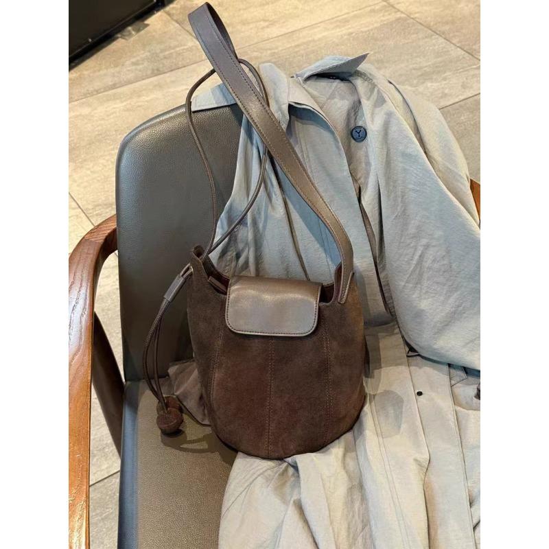 Retro pumpkin bag women s new imitation leather bucket bag matte imitation leather premium tote bag shoulder messenger bag темно-коричневого
Retro pumpkin bag women s new imitation leather bucket bag matte imitation leather premium tote bag shoulder messenger bag темно-коричневого