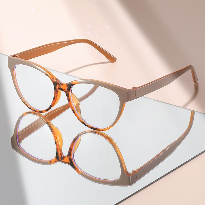Timeless small-framed cat anti-blue light Eyeglasses with Gradual Color color frames suitable for daily wear and stt photography
Timeless small-framed cat anti-blue light Eyeglasses with Gradual Color color frames suitable for daily wear and stt photography
