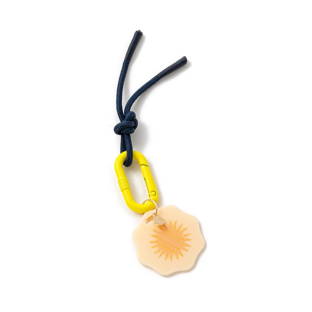 Fashion Retro Rope Woven Keychain Pendant Contrasting Flowers Bag Chain Charms Portable Cute Acrylic Charms DIY Accessories
Fashion Retro Rope Woven Keychain Pendant Contrasting Flowers Bag Chain Charms Portable Cute Acrylic Charms DIY Accessories