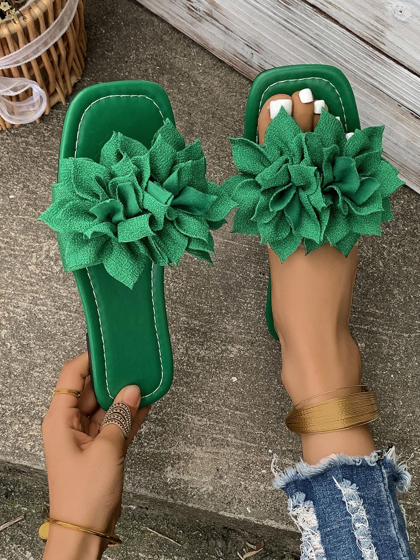 Women s Summer Flat Casual Fashion Slippers Vintage Floral Decor Slip on Beach Slippers for Women Vacation Sandalias De Mujer 43
Women s Summer Flat Casual Fashion Slippers Vintage Floral Decor Slip on Beach Slippers for Women Vacation Sandalias De Mujer 43