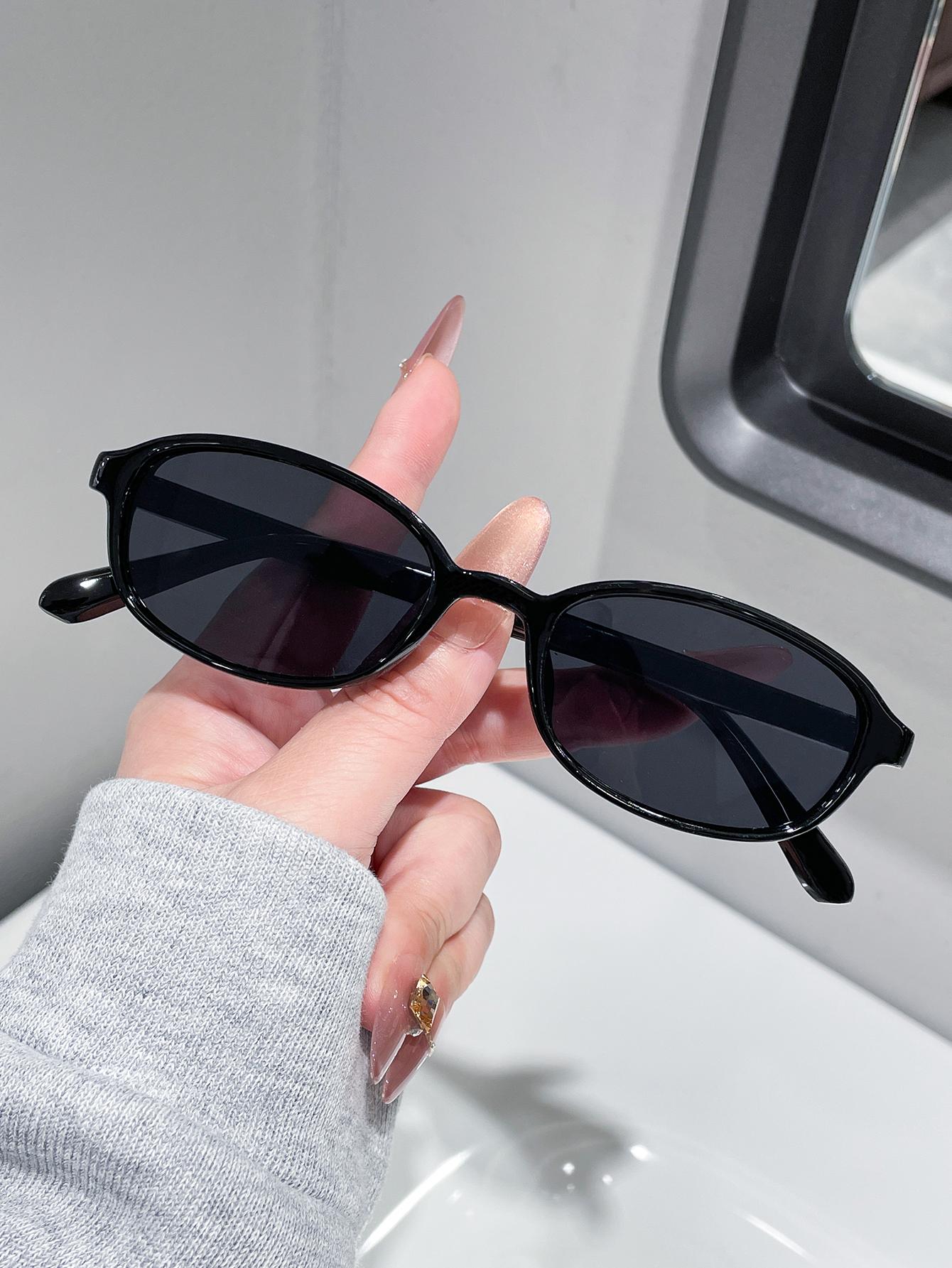 Unisex Retro Minimalist Oval Frame Fashion Glasses for Daily Wear Street Photography And Driving Stylish Eyewear чёрный
Unisex Retro Minimalist Oval Frame Fashion Glasses for Daily Wear Street Photography And Driving Stylish Eyewear чёрный