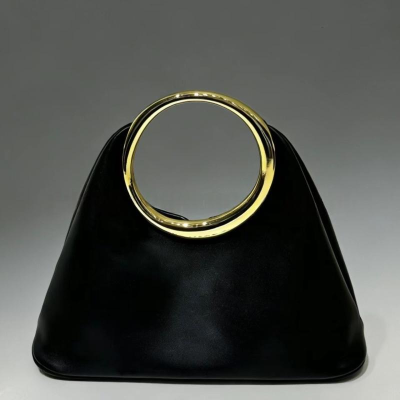 Luxury Designer French Style Elegant Handbag Women Metal Ring Cloud Bag Top-handle Handbag High Texture Soft Leather Tote Bag чёрный
Luxury Designer French Style Elegant Handbag Women Metal Ring Cloud Bag Top-handle Handbag High Texture Soft Leather Tote Bag чёрный