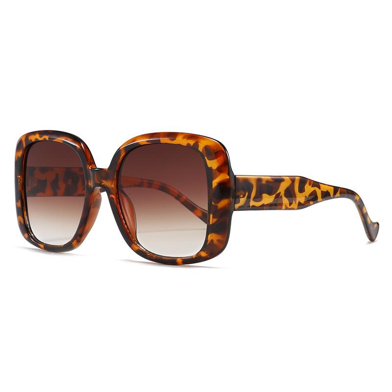 Latest Rectangular Sun Glasses Glasses Ladies Classic Designer Style Style Trendy Sun Eyeglasses Green Leopard Shades UV400 Luxury Female Oculus as picture
Latest Rectangular Sun Glasses Glasses Ladies Classic Designer Style Style Trendy Sun Eyeglasses Green Leopard Shades UV400 Luxury Female Oculus as picture