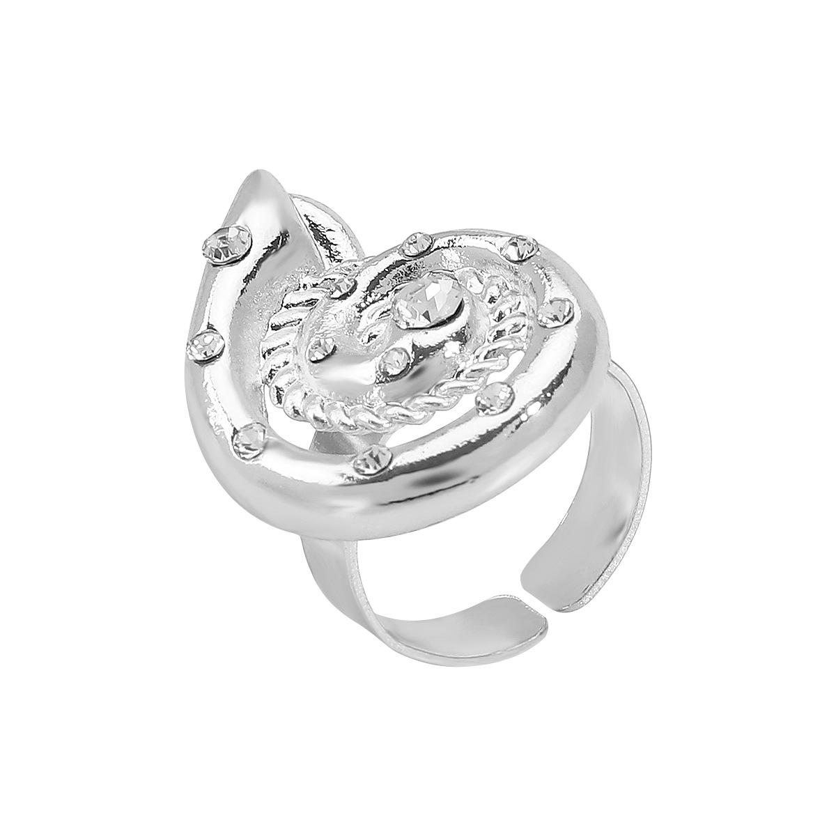 European and American retro casual vacation conch diamond-encrusted metal necklace, fashion temperament ring earrings
European and American retro casual vacation conch diamond-encrusted metal necklace, fashion temperament ring earrings