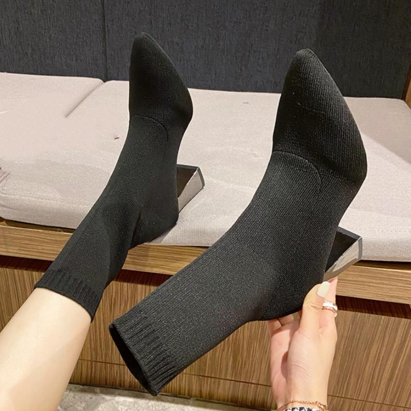 Winter Comfortable/elegant Temperament Plus Size Boots Fashionable New Pointed Suede Warm Casual Knight Boots for Women 35
Winter Comfortable/elegant Temperament Plus Size Boots Fashionable New Pointed Suede Warm Casual Knight Boots for Women 35