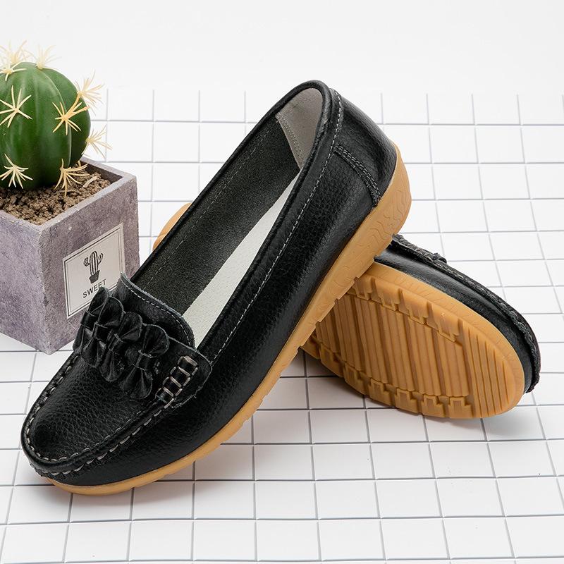 Nurse shoes casual flat heel women s single shoes Doudou shoes mother shoes beef tendon sole 35
Nurse shoes casual flat heel women s single shoes Doudou shoes mother shoes beef tendon sole 35