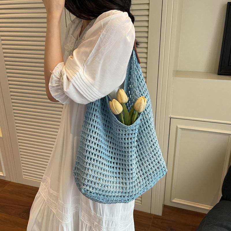 Slack bag women s large capacity 2025 new hollow woven bag holiday wind beach knitted tote bag чёрный
Slack bag women s large capacity 2025 new hollow woven bag holiday wind beach knitted tote bag чёрный