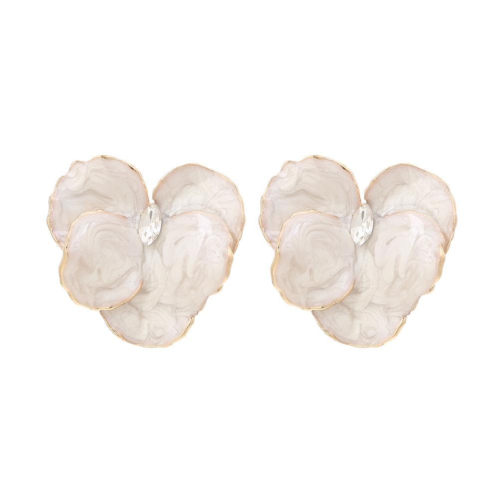 Metal Butterfly Flowers Geometric Stud Earrings for Women New Simple Exaggerated Design Jewellery Party Accessories белый
Metal Butterfly Flowers Geometric Stud Earrings for Women New Simple Exaggerated Design Jewellery Party Accessories белый