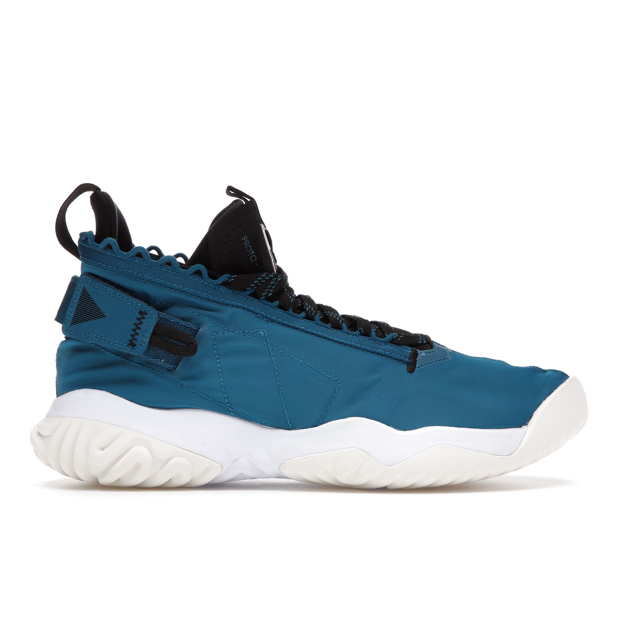 Air Jordan Кроссовки унисекс Jordan Proto React Green Abyss Бело-Черные BV1654-301
Air Jordan Кроссовки унисекс Jordan Proto React Green Abyss Бело-Черные BV1654-301