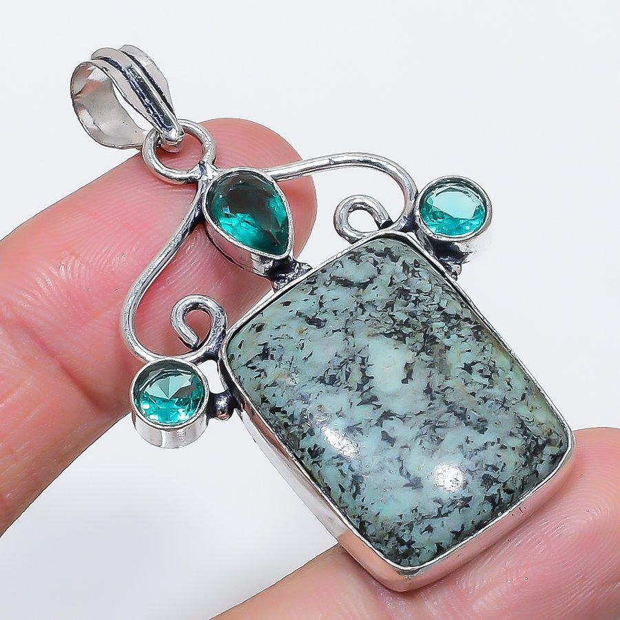Natural Tibetan Turquoise, Topaz 925 Sterling Silver Jewelry Pendant 2.21 g7w59
Natural Tibetan Turquoise, Topaz 925 Sterling Silver Jewelry Pendant 2.21 g7w59