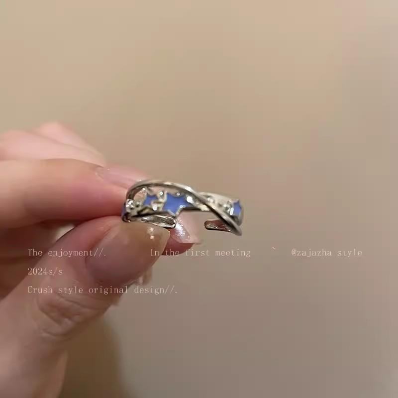 Glazed Chain Star-shaped Opening Ring for Women, Sweet and Cool Style, Five-pointed Star Ring for Index Finger, Design-inspired Finger Ring синий
Glazed Chain Star-shaped Opening Ring for Women, Sweet and Cool Style, Five-pointed Star Ring for Index Finger, Design-inspired Finger Ring синий