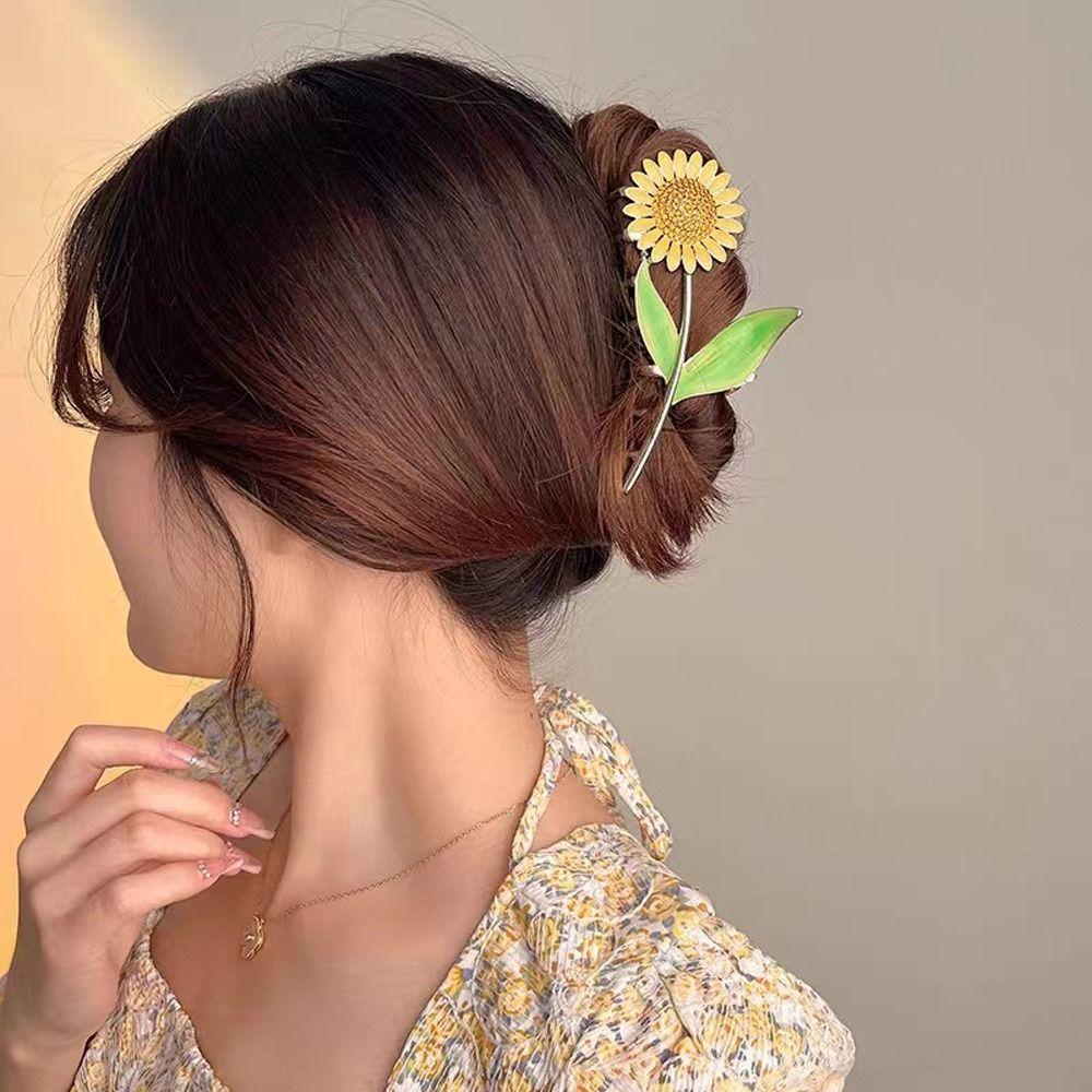 Stylish Headdress Driping Oil Korean Hair Clips Crystal Womne Shark Clips Sunflower Hair Claws жовтий
Stylish Headdress Driping Oil Korean Hair Clips Crystal Womne Shark Clips Sunflower Hair Claws жовтий