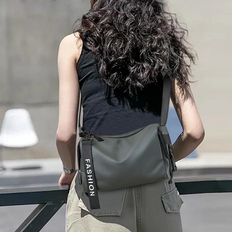 Bag Women S Bag Cloth Bag Versatile Cylinder Bag Hobo Bag Boston Shoulder Messenger Bag Men S
Bag Women S Bag Cloth Bag Versatile Cylinder Bag Hobo Bag Boston Shoulder Messenger Bag Men S