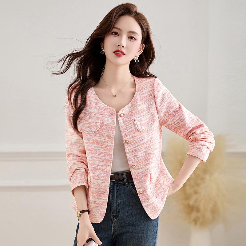 2025 Stylish Striped Beaded Round Neck Short Jacket – Spring & Autumn Collection XXL (130-140 lbs) синий
2025 Stylish Striped Beaded Round Neck Short Jacket – Spring & Autumn Collection XXL (130-140 lbs) синий