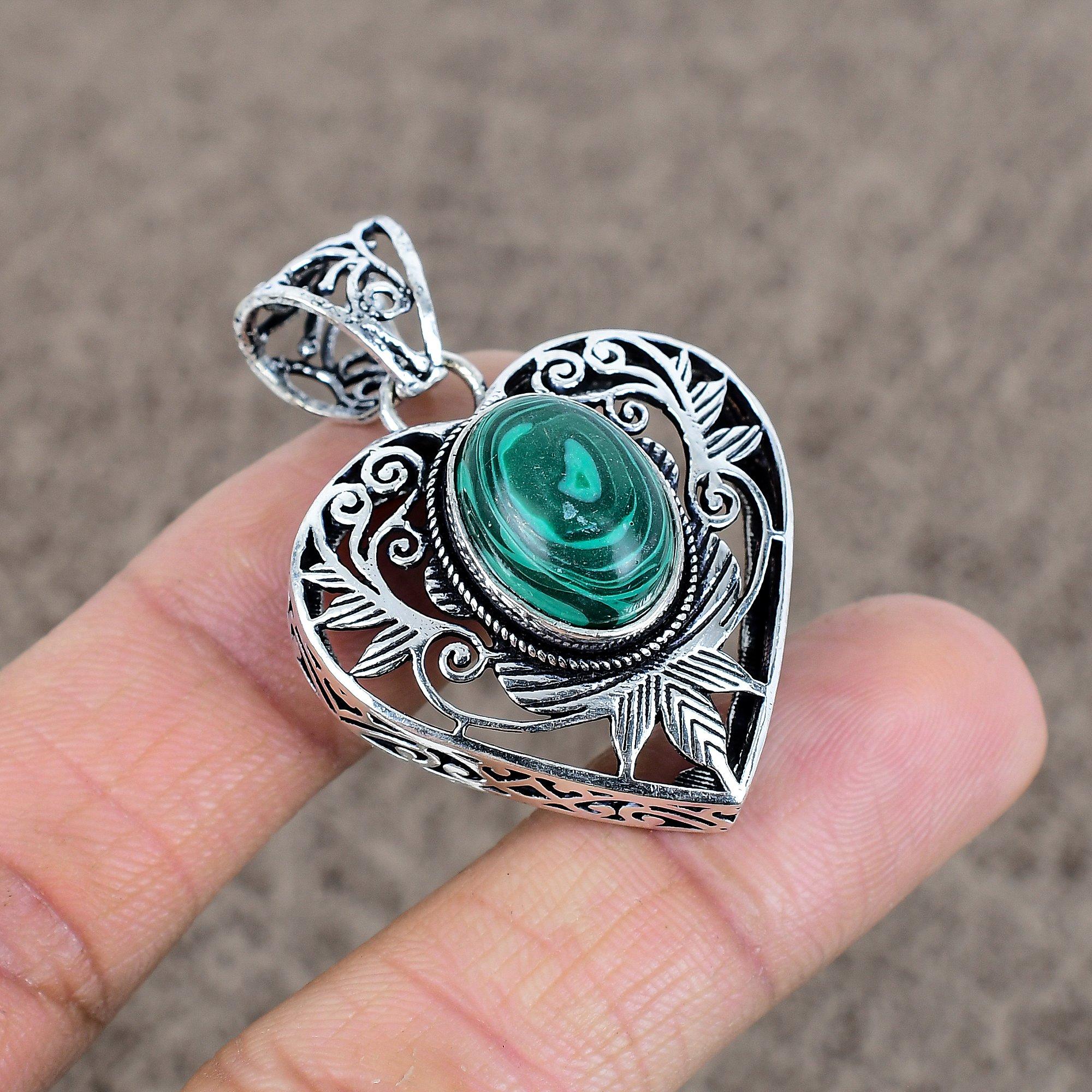Malachite Gemstone Handmade 925 Sterling Silver Jewelry Pendant 1.77 KKG-28
Malachite Gemstone Handmade 925 Sterling Silver Jewelry Pendant 1.77 KKG-28