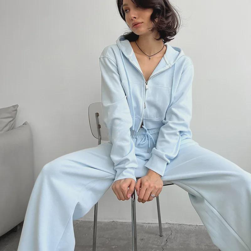 2025 Autumn Women s Casual Fashion Set: Solid Color Zip-Up Hooded Cardigan with Drawstring Sweatpants Large червоний
2025 Autumn Women s Casual Fashion Set: Solid Color Zip-Up Hooded Cardigan with Drawstring Sweatpants Large червоний