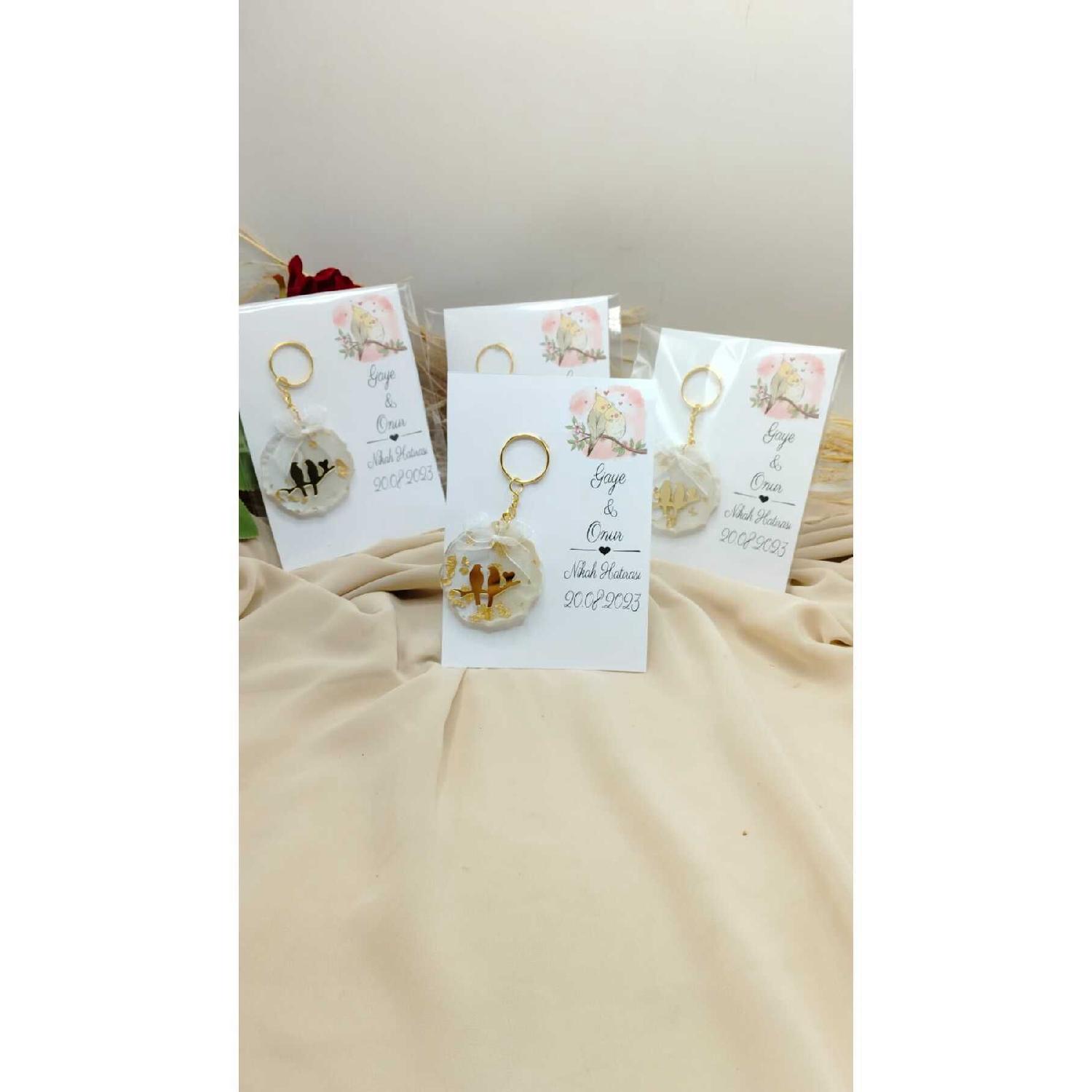 25 Card Epoxy Keychain With Ribbon Wedding, Henna, Promise, Engagement Gift Keychain Gift
25 Card Epoxy Keychain With Ribbon Wedding, Henna, Promise, Engagement Gift Keychain Gift
