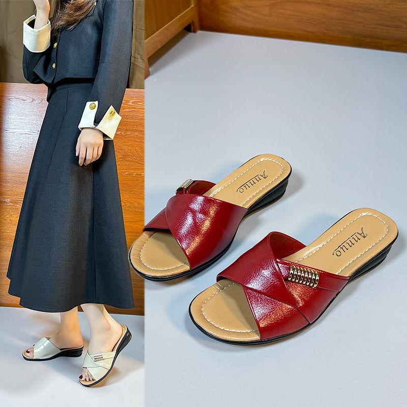 Summer Outdoor Wear New Slippers Comfortable Women s Sandals Large Size Anti Slip Flat Bottom 43
Summer Outdoor Wear New Slippers Comfortable Women s Sandals Large Size Anti Slip Flat Bottom 43