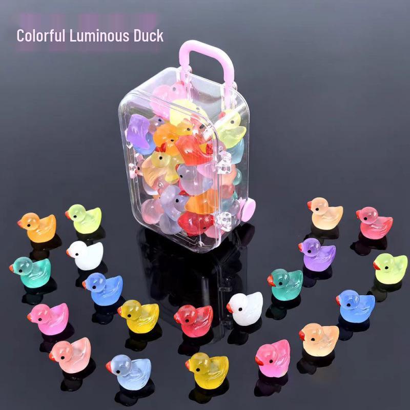 Seven-Color Luminous Yellow Duck Pendant: Cute Micro Landscape Decoration Accessory Sold by pack (1 pack contains 1000 pieces)
Seven-Color Luminous Yellow Duck Pendant: Cute Micro Landscape Decoration Accessory Sold by pack (1 pack contains 1000 pieces)