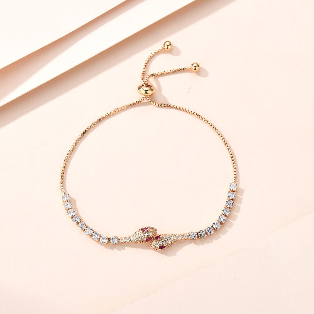 European and American style Seiko flash diamond smart snake pull bracelet cold wind exquisite jewelry
European and American style Seiko flash diamond smart snake pull bracelet cold wind exquisite jewelry