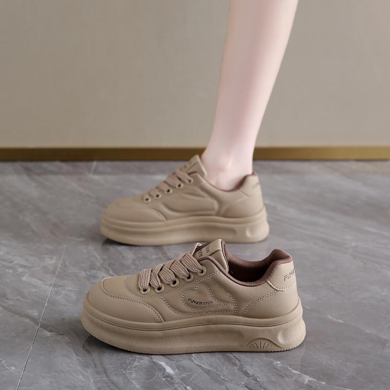 Bread shoes women s autumn 2024 new versatile low-top height increase small thick-soled thin board shoes casual women s shoes 35
Bread shoes women s autumn 2024 new versatile low-top height increase small thick-soled thin board shoes casual women s shoes 35