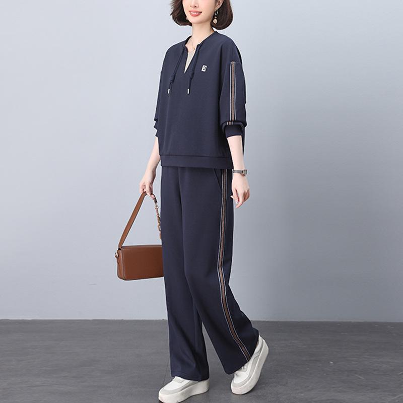 Autumn 2025 Women s Fashionable Petite Sweatshirt Set - Age-Reducing Two-Piece for Middle-Aged Moms XL (131-145 lbs) темно-синий
Autumn 2025 Women s Fashionable Petite Sweatshirt Set - Age-Reducing Two-Piece for Middle-Aged Moms XL (131-145 lbs) темно-синий