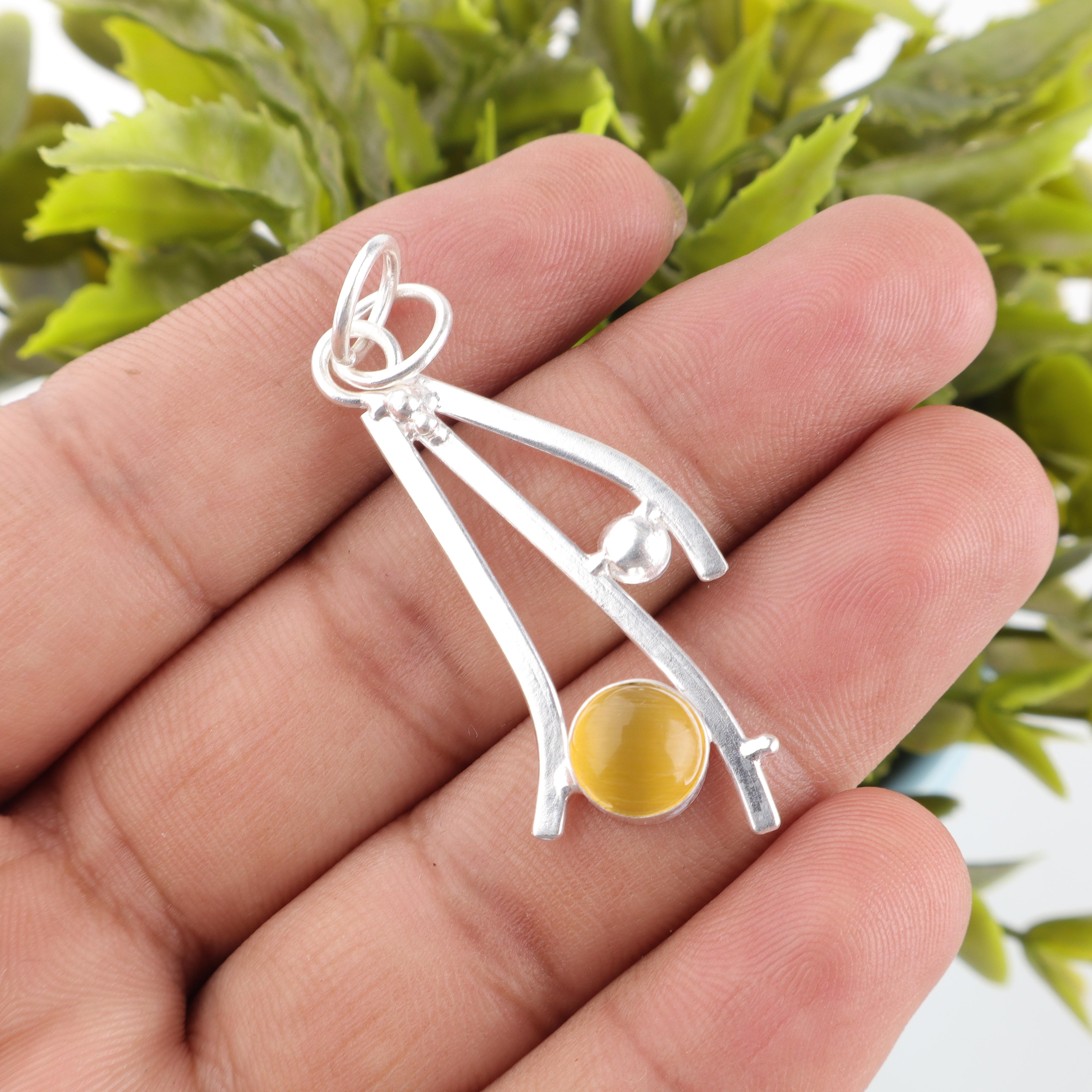 Yellow Cat s Eye Gemstone Jewelry, 925 Solid Sterling Silver Pendant, Handmade Gorgeous Pendant For Wedding Gift 1.73 Inches жовтий
Yellow Cat s Eye Gemstone Jewelry, 925 Solid Sterling Silver Pendant, Handmade Gorgeous Pendant For Wedding Gift 1.73 Inches жовтий
