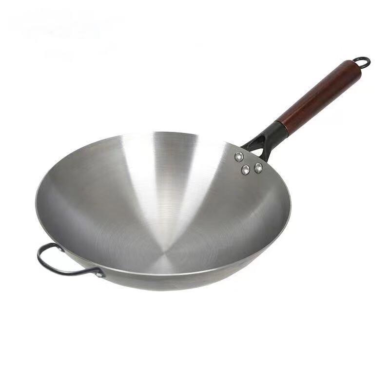 San Jia Long Handmade Non-Stick Iron Wok with Rosewood Handle
San Jia Long Handmade Non-Stick Iron Wok with Rosewood Handle